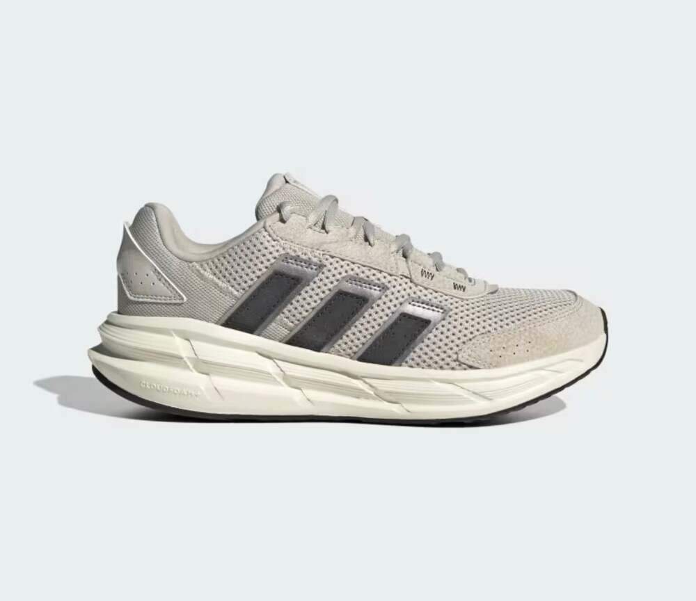 Adidas Astrastar “Beige Carbon” Running Shoes 8.5 Women